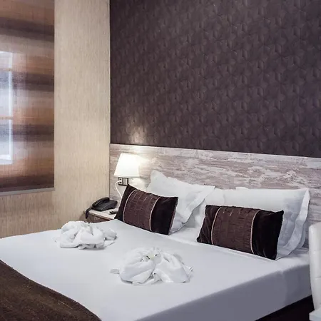 Ancora * フィニステレ