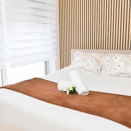 Ancora ホテル フィニステレ