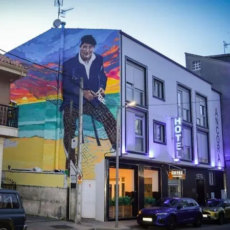 Ancora ホテル フィニステレ