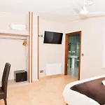 Hotel Ancora *