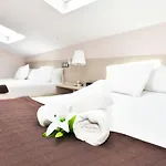 Ancora Hotel *