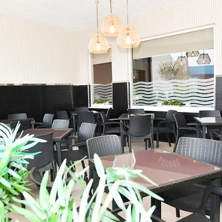 Hotel Ancora Urban Center *