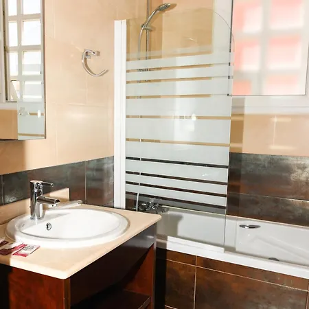 Ancora Urban Center Hotel Finisterre