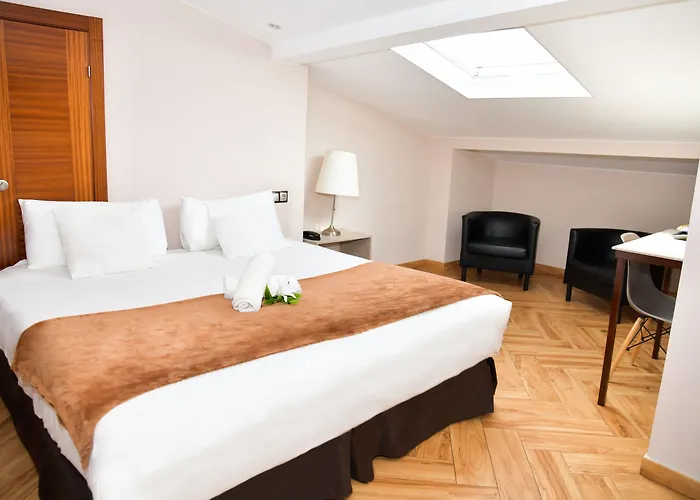 Ancora Otel *